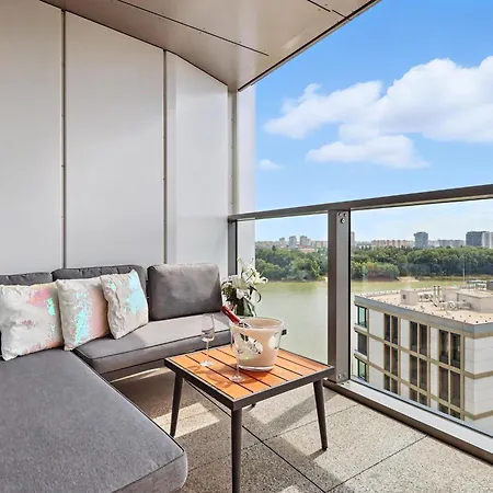 Golden Suite, River&old Town View, Free Parking Bratislava