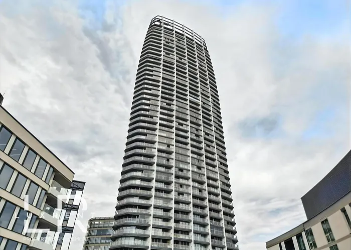 アパート Golden Suite, River&old Town View, Free Parking *