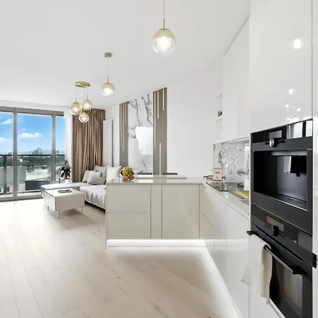 Golden Suite, River&old Town View, Free Parking Apartmán Bratislava