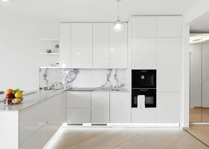 Apartment Golden Suite, River&old Town View, Free Parking Bratislava