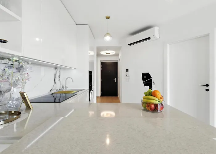 Apartment Golden Suite, River&old Town View, Free Parking Bratislava