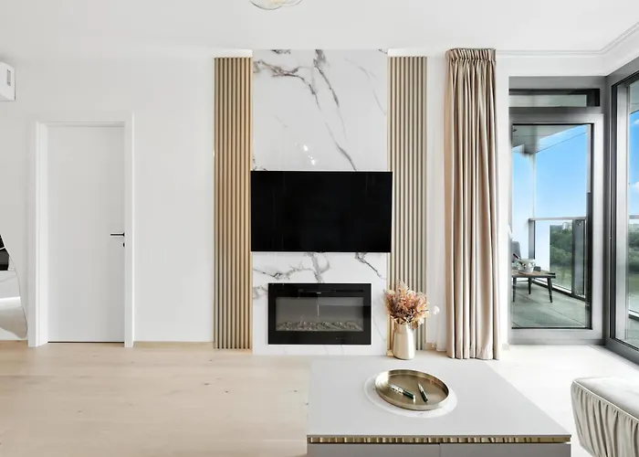 Golden Suite, River&old Town View, Free Parking * Bratislava